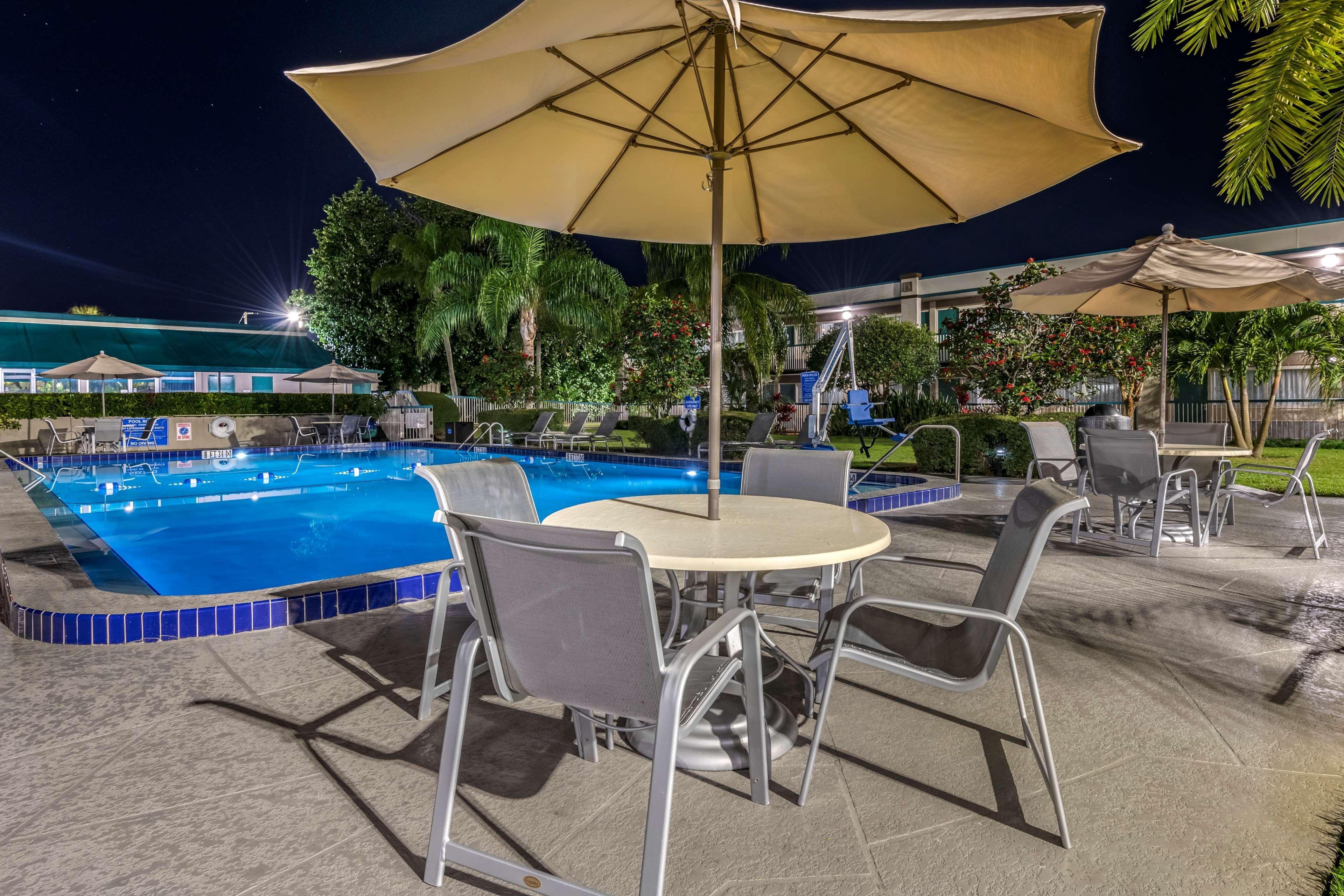 Best Western Downtown Stuart Exteriér fotografie